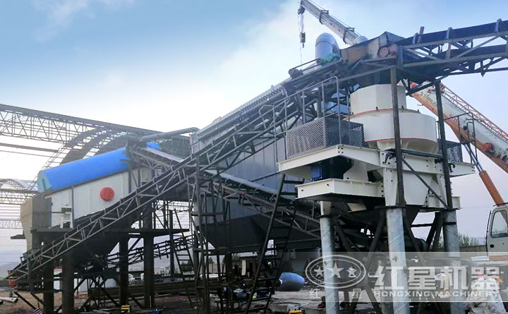 时产300-500吨的HVI制砂机生产现场