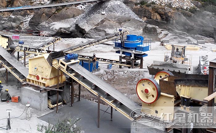 日产600吨的石头制砂机生产线现场